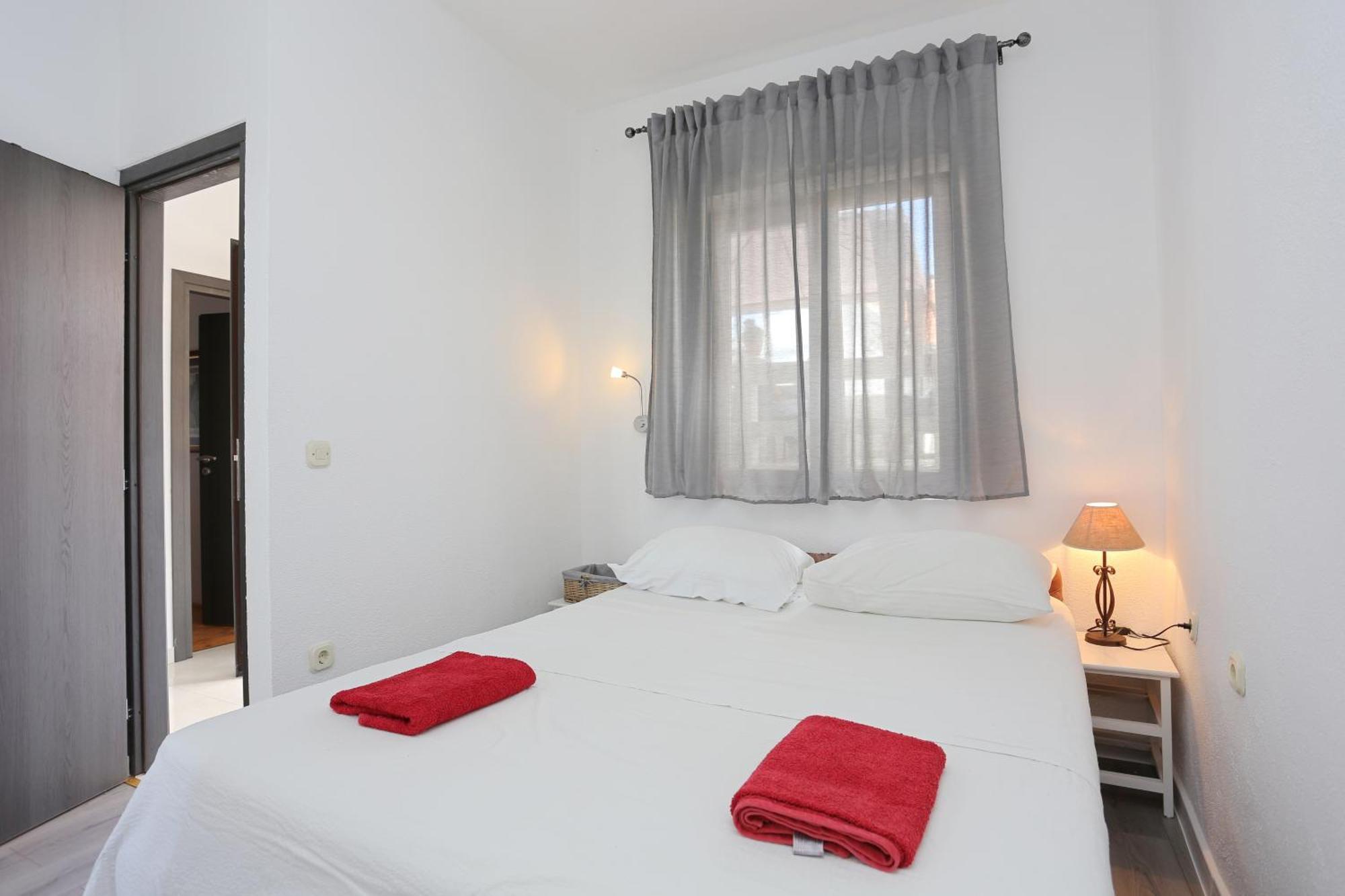 Apartments With A Parking Space Mastrinka, Ciovo - 4324 Trogir Zimmer foto