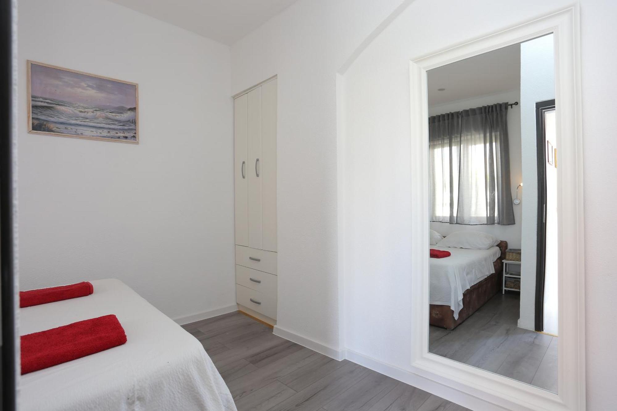 Apartments With A Parking Space Mastrinka, Ciovo - 4324 Trogir Zimmer foto